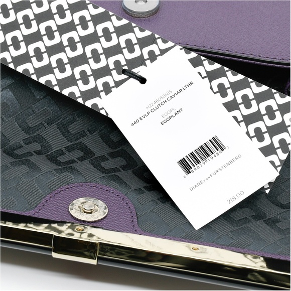 DVF Diane von Furstenberg 440 Caviar Leather Envelope Clutch in Eggplant NWT - Picture 8 of 13